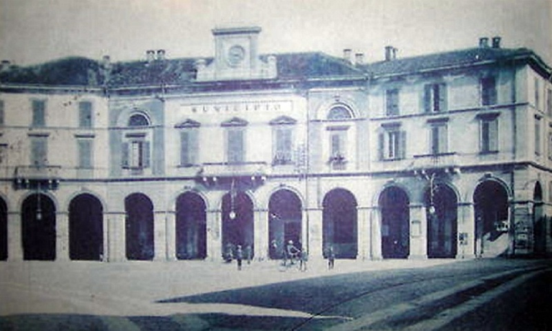 1919 Municipio  a.jpg