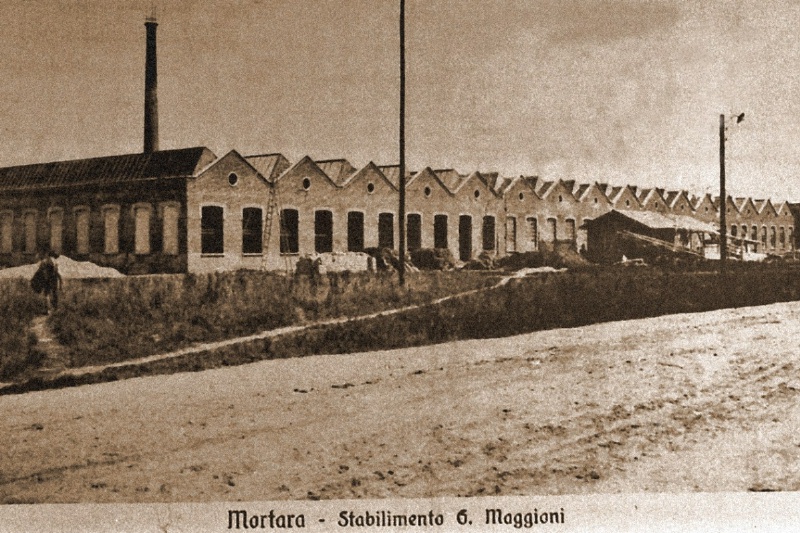 1920 Corso di Porta Novara  Stabilimento Maggioni.JPG
