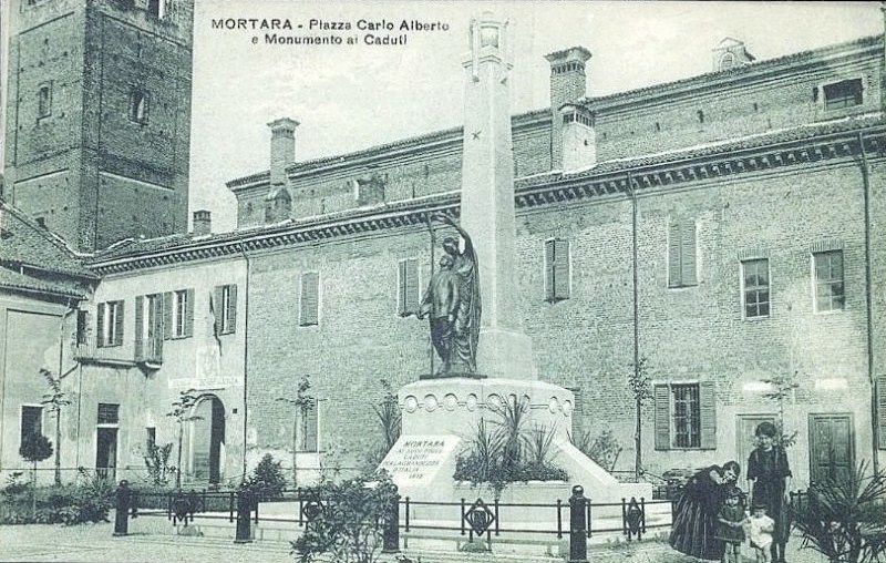 1931 Piazza Carlo Alberto.jpg