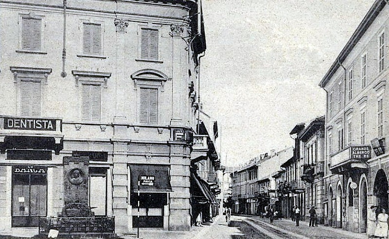 1939 Piazza Urbano II.jpg