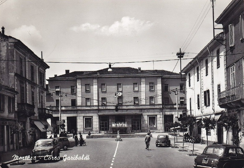 1964 Corso Garibaldi stazione.jpg