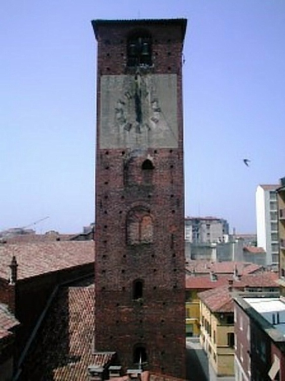 2005 Torre Civica.jpg