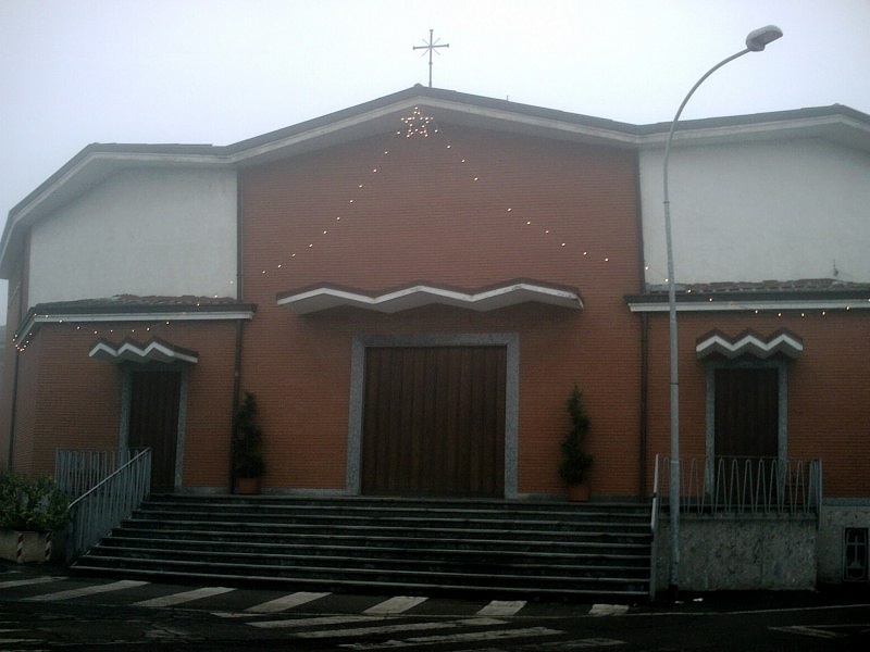 2007 Chiesa San Pio X.JPG
