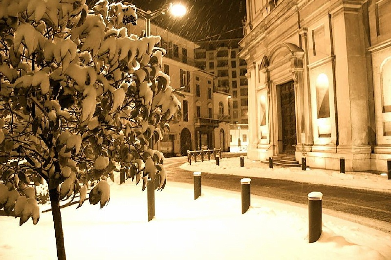 2012 Chiesa Santa Croce nevicata a.jpg